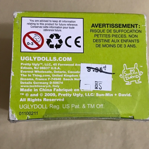 Uglydoll Action Figure Series 2 Uglyworm Collectible Toy In Box Blue One Eye - Picture 9 of 9